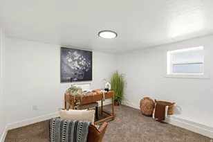 126 E 400 N, Price, UT 84501 - Photo 16