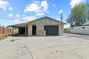 126 E 400 N, Price, UT 84501 - Photo 22