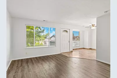 5568 S 2800 W #6B, Roy, UT 84067 - Photo 6