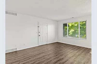 5568 S 2800 W #6B, Roy, UT 84067 - Photo 4