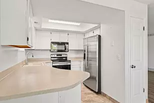5568 S 2800 W, Roy, UT 84067 - Photo 10