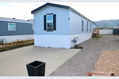 1618 N 210 E, Tooele, UT 84074 - Photo 12
