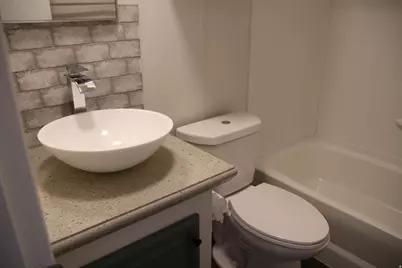 1618 N 210 E, Tooele, UT 84074 - Photo 10