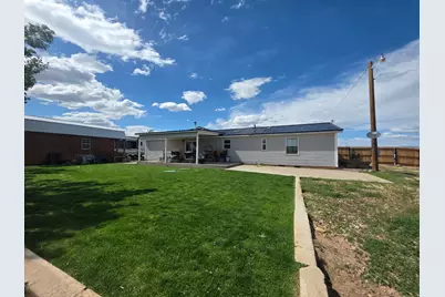 5431 W 3000 S, Roosevelt, UT 84066 - Photo 16