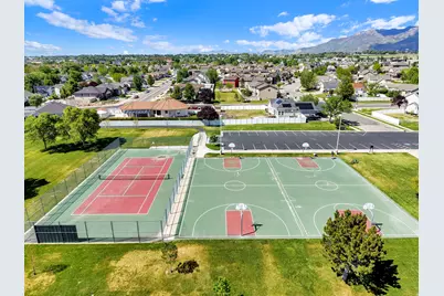 79 E 1720 N, Layton, UT 84041 - Photo 32