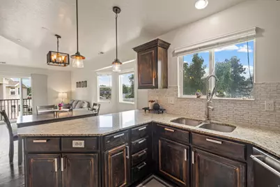 8248 S Resaca Dr #J10, Sandy, UT 84070 - Photo 8
