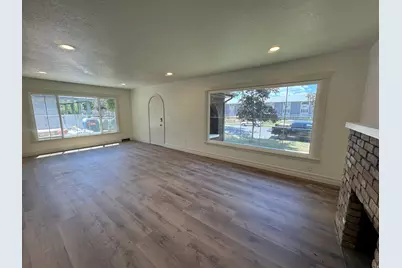 226 N 300 W, Provo, UT 84601 - Photo 2