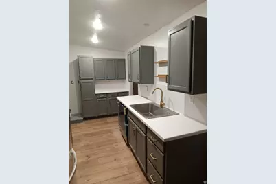 586 N 940 W, Orem, UT 84057 - Photo 14