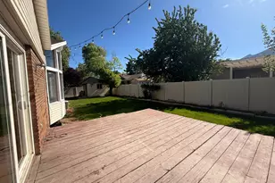 11119 S Londonderry Dr E, Sandy, UT 84092 - Photo 14