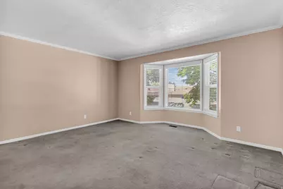 11538 S High Mountain Dr, Sandy, UT 84092 - Photo 4