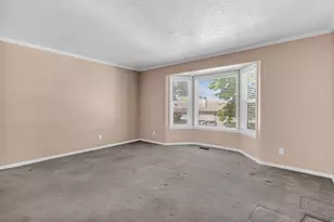 11538 S High Mountain Dr, Sandy, UT 84092 - Photo 4