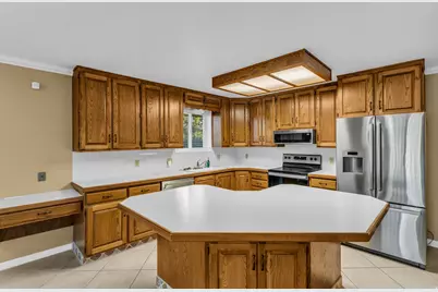 11538 S High Mountain Dr, Sandy, UT 84092 - Photo 12