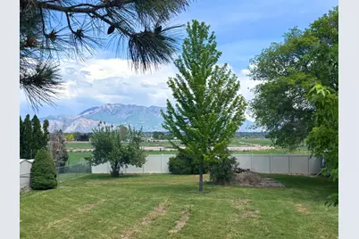 5592 S 5500 W, Hooper, UT 84315 - Photo 14