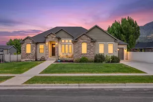 561 E 500 N, Nephi, UT 84648 - Photo 2