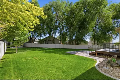 1092 S Cinnamon Ridge Dr, Provo, UT 84606 - Photo 8