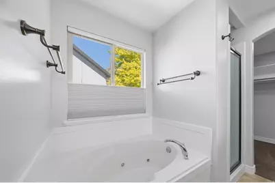 1092 S Cinnamon Ridge Dr, Provo, UT 84606 - Photo 24
