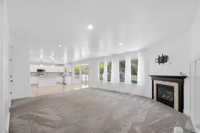 1092 S Cinnamon Ridge Dr, Provo, UT 84606 - Photo 22