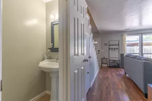 5924 S Sultan Cir, Murray, UT 84107 - Photo 8