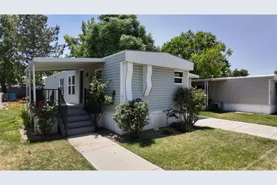 248 E Crescentwood, Sandy, UT 84070 - Photo 2