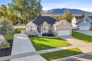 13443 S Bridle Park Cv E, Draper, UT 84020 - Photo 2