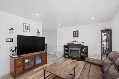7339 W Zana Ln S, Magna, UT 84044 - Photo 6