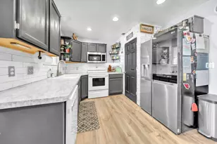 2264 S 100 W, Clearfield, UT 84015 - Photo 8