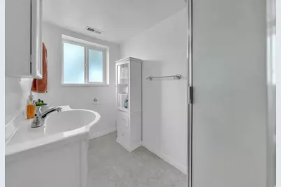 2264 S 100 W, Clearfield, UT 84015 - Photo 26