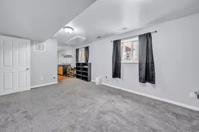 2264 S 100 W, Clearfield, UT 84015 - Photo 18