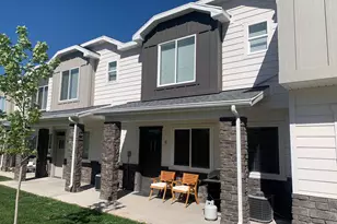 150 W Seasons Ln, Garden City, UT 84028 - Photo 1