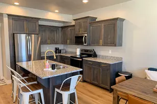 150 W Seasons Ln, Garden City, UT 84028 - Photo 26