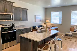 150 W Seasons Ln, Garden City, UT 84028 - Photo 24