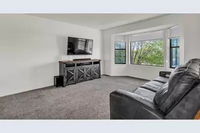 3815 W 5700 S, Roy, UT 84067 - Photo 8