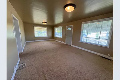107 S 800 E, Spanish Fork, UT 84660 - Photo 20