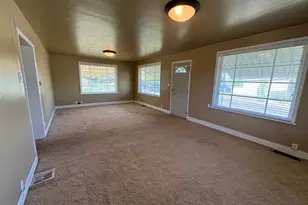 107 S 800 E, Spanish Fork, UT 84660 - Photo 20