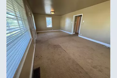 107 S 800 E, Spanish Fork, UT 84660 - Photo 18