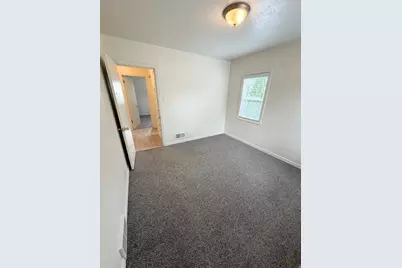 4910 S 900 E, Murray, UT 84117 - Photo 16