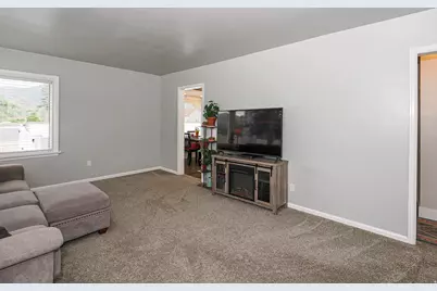 1270 E Driggs Ave, Salt Lake City, UT 84106 - Photo 6