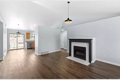 3973 S Lake Vista Dr, Saratoga Springs, UT 84045 - Photo 8