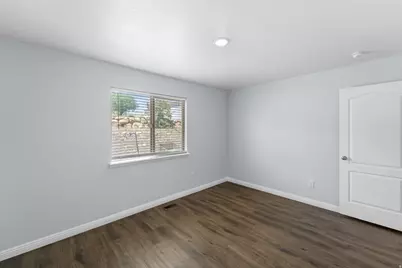 3973 S Lake Vista Dr, Saratoga Springs, UT 84045 - Photo 16