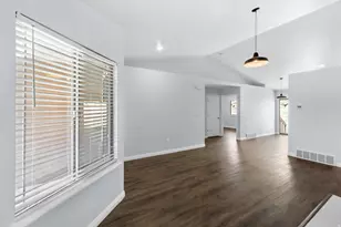 3973 S Lake Vista Dr, Saratoga Springs, UT 84045 - Photo 12