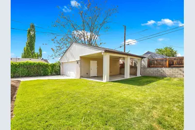 2483 E Elm Ave, Salt Lake City, UT 84109 - Photo 34