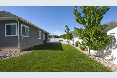 7312 S Harolds Way, South Weber, UT 84405 - Photo 8