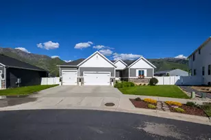 7312 S Harolds Way, South Weber, UT 84405 - Photo 2