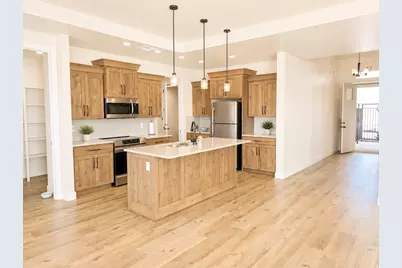 951 N Main St, La Verkin, UT 84745 - Photo 2