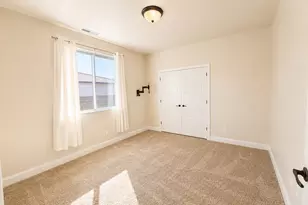 951 N Main St, La Verkin, UT 84745 - Photo 10