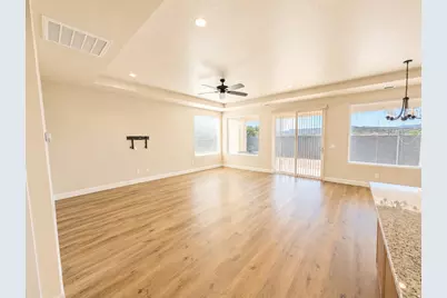 951 N Main St, La Verkin, UT 84745 - Photo 4