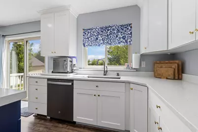 2543 S 2000 W, Syracuse, UT 84075 - Photo 12