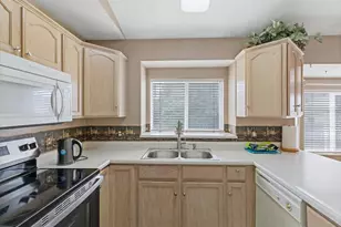 1975 W Sir Andrew Way N, Salt Lake City, UT 84116 - Photo 6