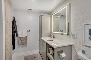 328 W 200 S, Salt Lake City, UT 84101 - Photo 8