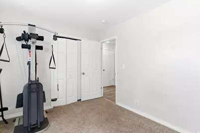 4685 S 3900 W, Roy, UT 84067 - Photo 14